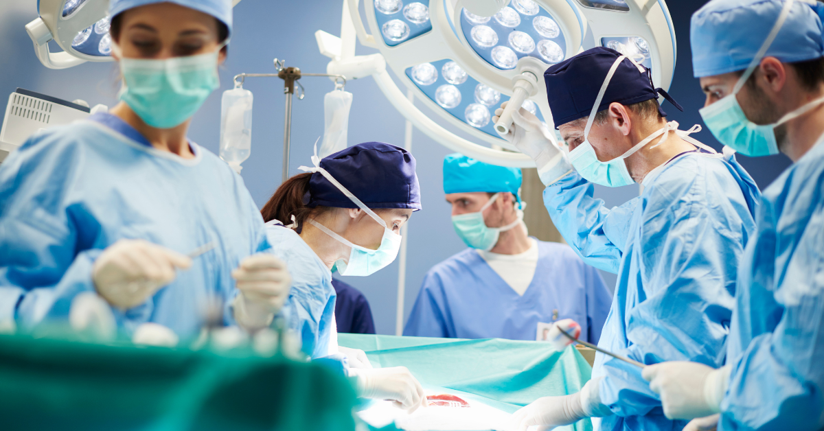 Robotic Surgery What It Is, Examples, Benefits & Risks